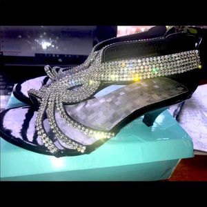 Girl’s Shoes size 4